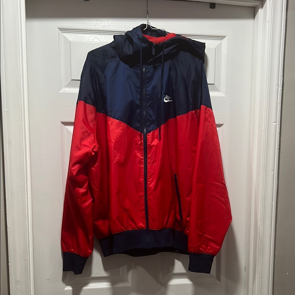 Nike windbreaker
